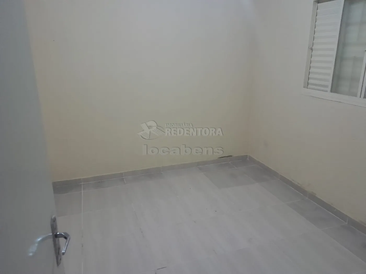 Comprar Casa / Padrão em São José do Rio Preto R$ 300.000,00 - Foto 8