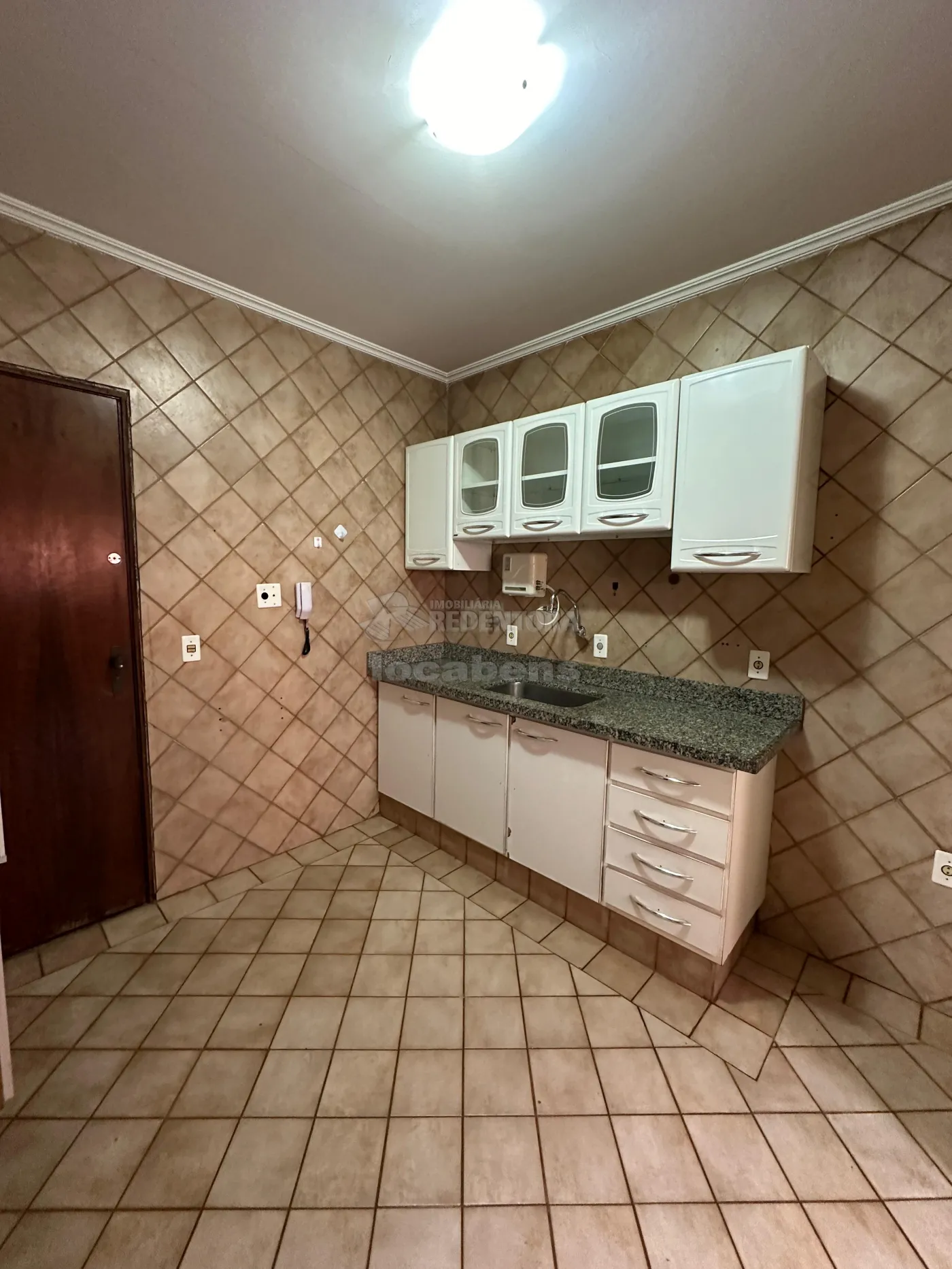 Alugar Apartamento / Padrão em São José do Rio Preto R$ 1.300,00 - Foto 6