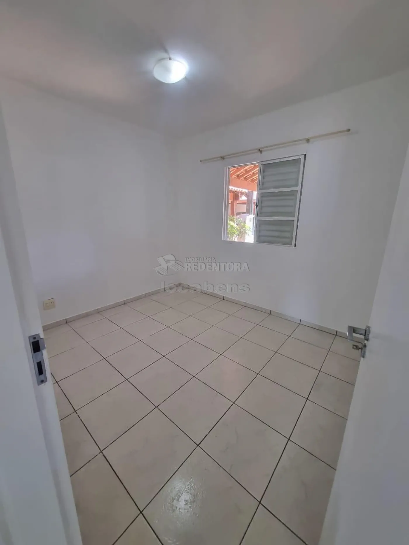 Alugar Casa / Condomínio em São José do Rio Preto apenas R$ 1.800,00 - Foto 2