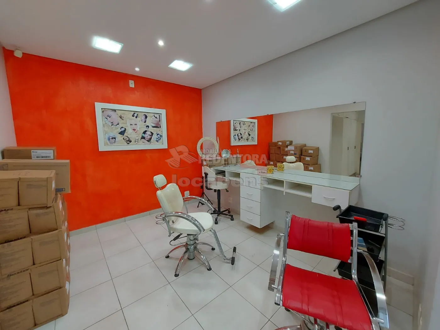 Alugar Comercial / Salão em São José do Rio Preto R$ 1.700,00 - Foto 2