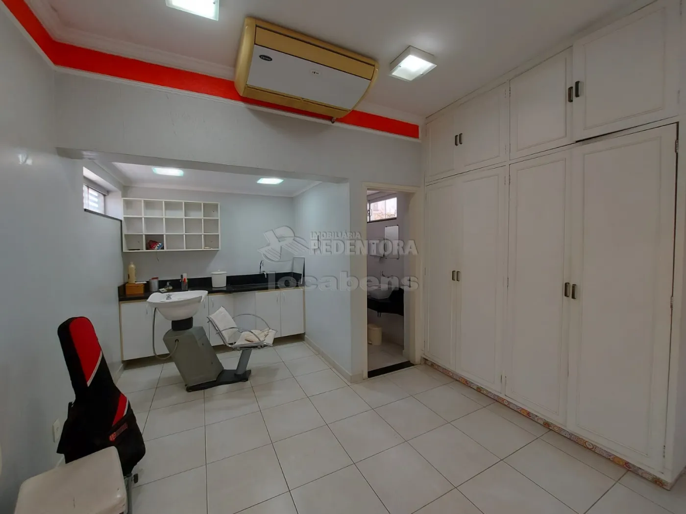 Alugar Comercial / Salão em São José do Rio Preto R$ 1.700,00 - Foto 4