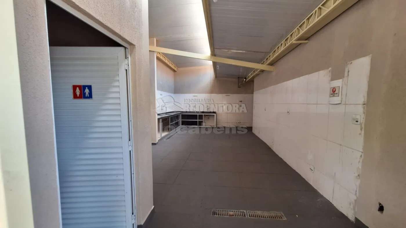 Alugar Comercial / Salão em São José do Rio Preto R$ 1.000,00 - Foto 4