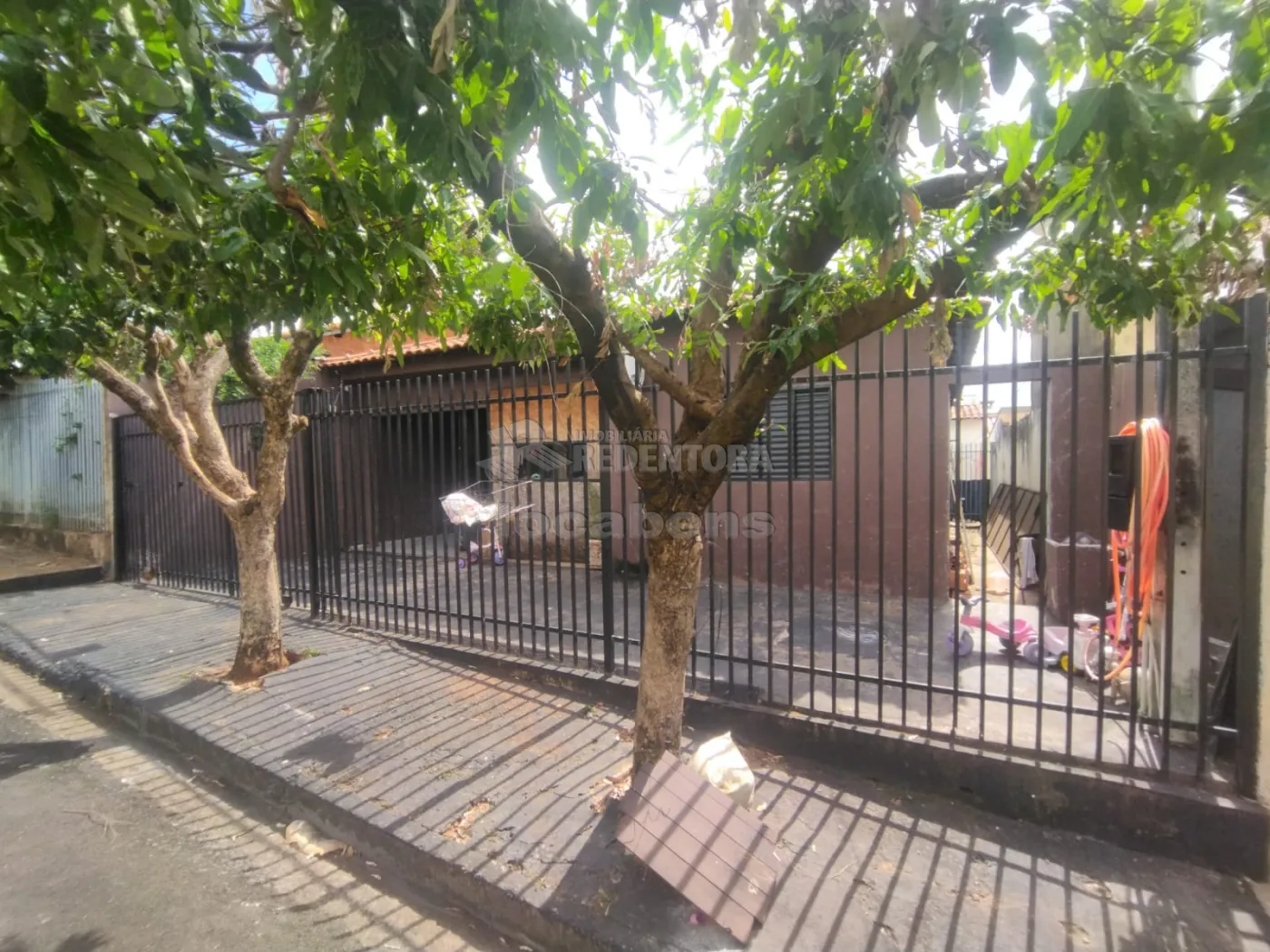 Comprar Casa / Padrão em São José do Rio Preto R$ 300.000,00 - Foto 2