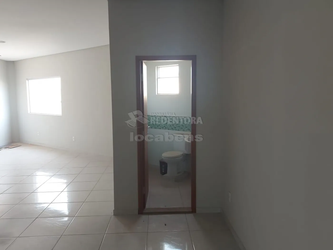 Alugar Comercial / Sala em São José do Rio Preto R$ 1.800,00 - Foto 3