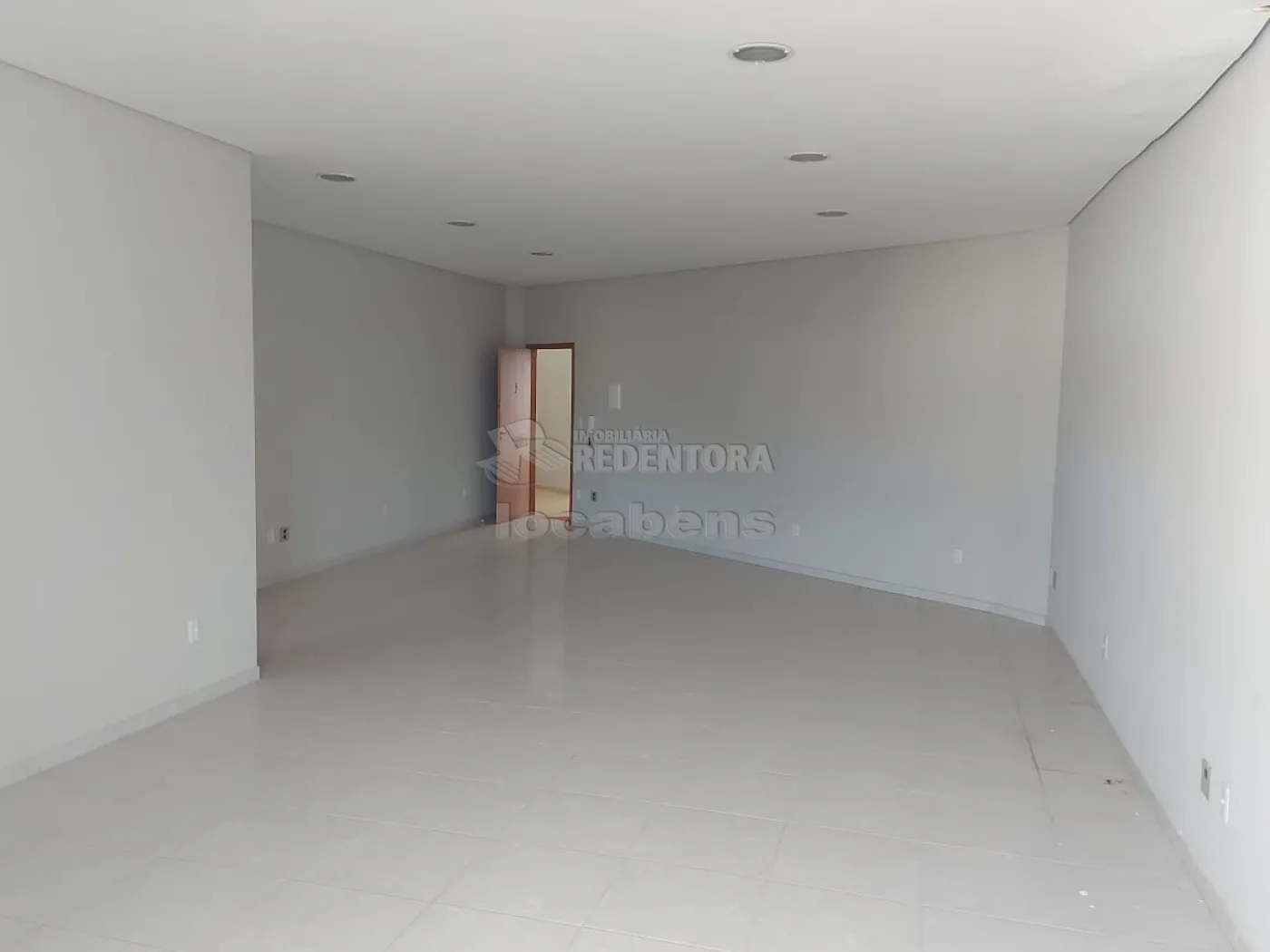 Alugar Comercial / Sala em São José do Rio Preto apenas R$ 1.800,00 - Foto 2