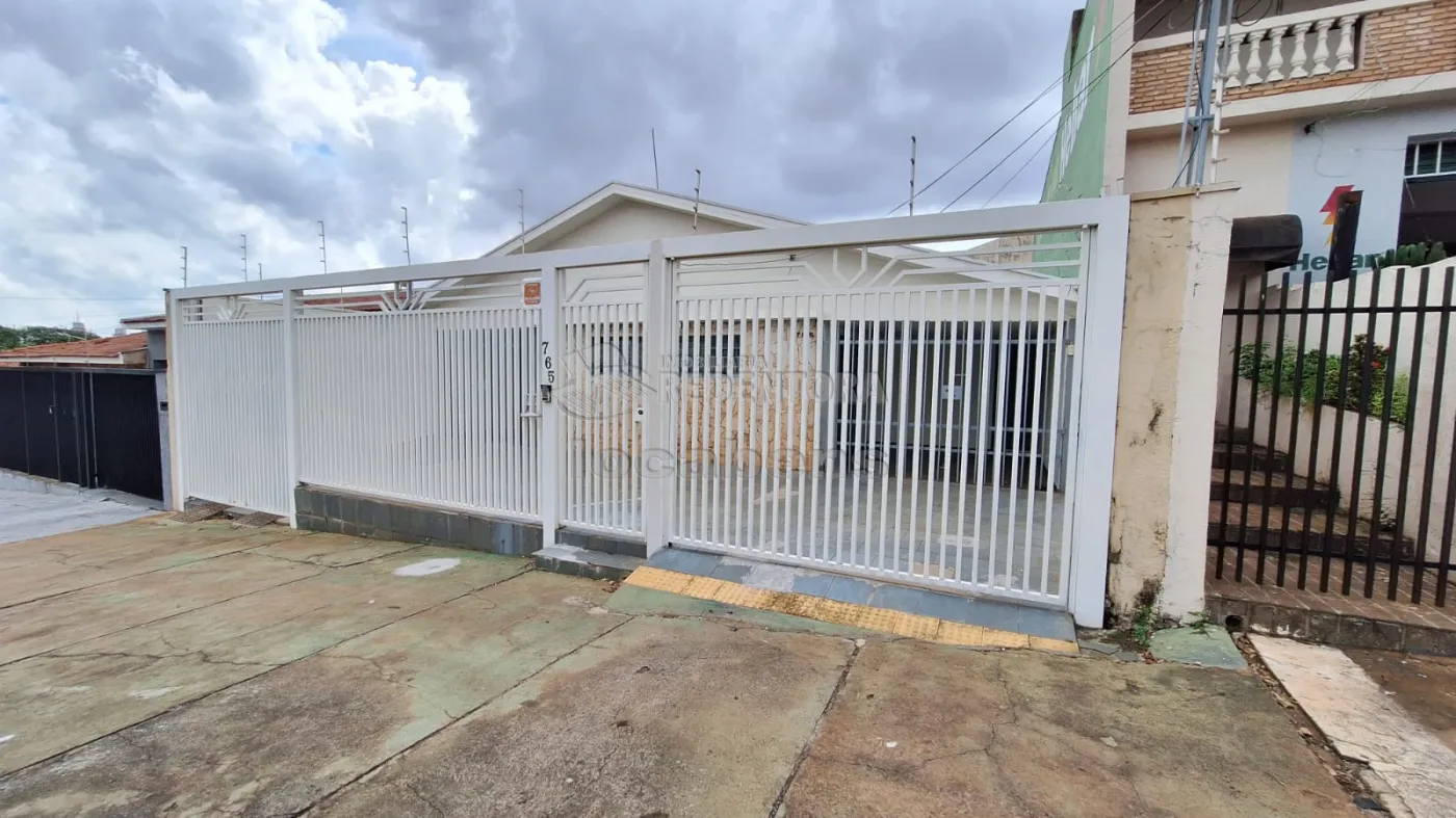 Alugar Casa / Padrão em São José do Rio Preto R$ 2.500,00 - Foto 39