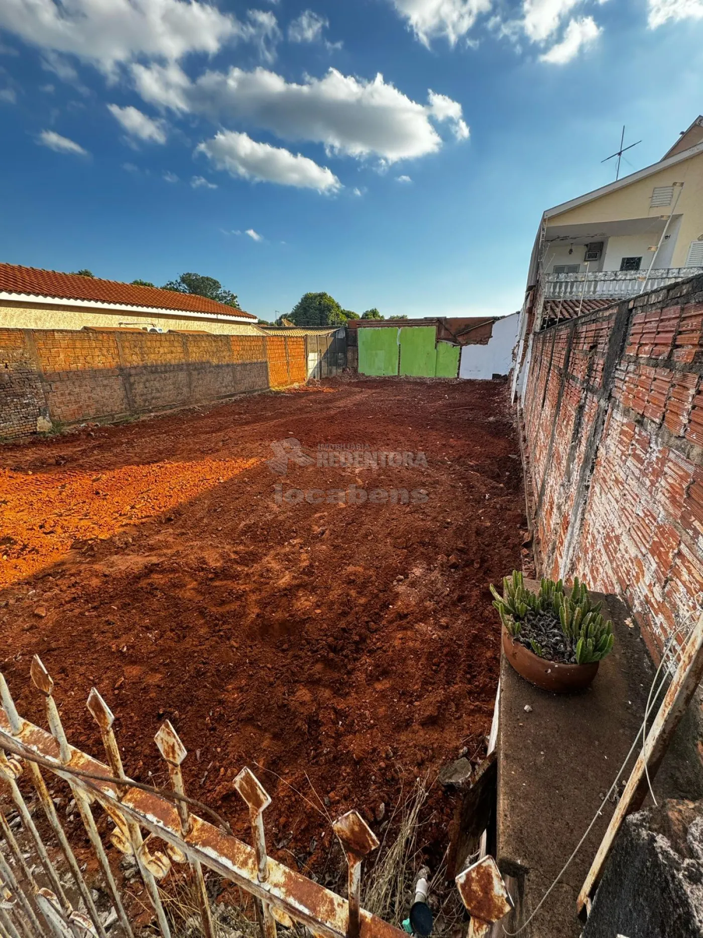 Comprar Terreno / Padrão em São José do Rio Preto R$ 180.000,00 - Foto 2