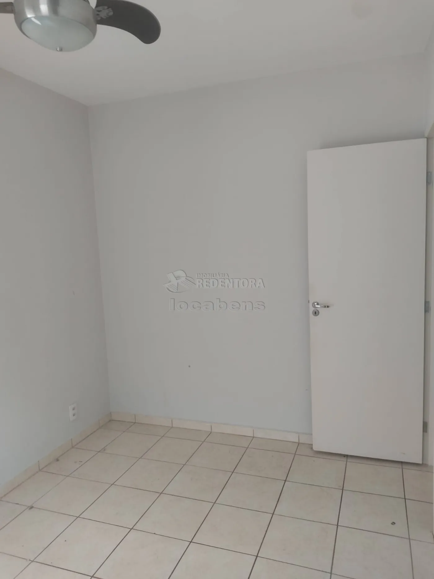 Comprar Apartamento / Padrão em São José do Rio Preto R$ 170.000,00 - Foto 2