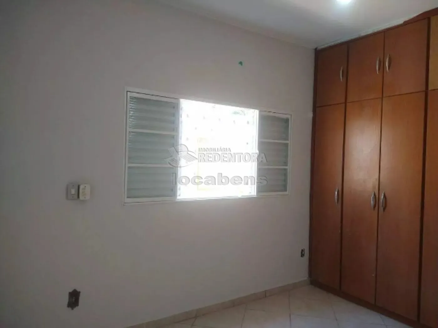 Alugar Casa / Padrão em São José do Rio Preto R$ 2.300,00 - Foto 13