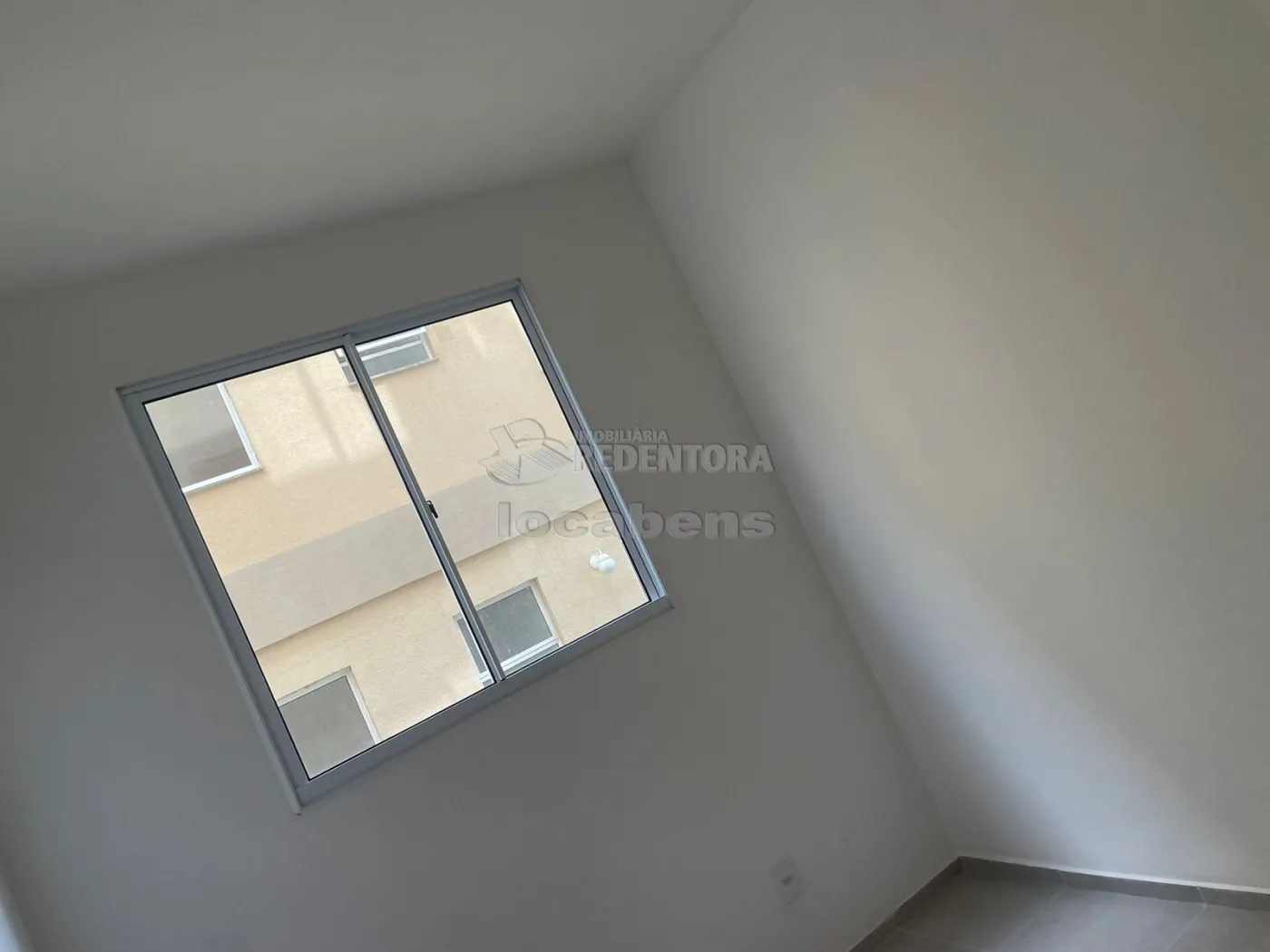 Comprar Apartamento / Padrão em São José do Rio Preto apenas R$ 270.000,00 - Foto 4