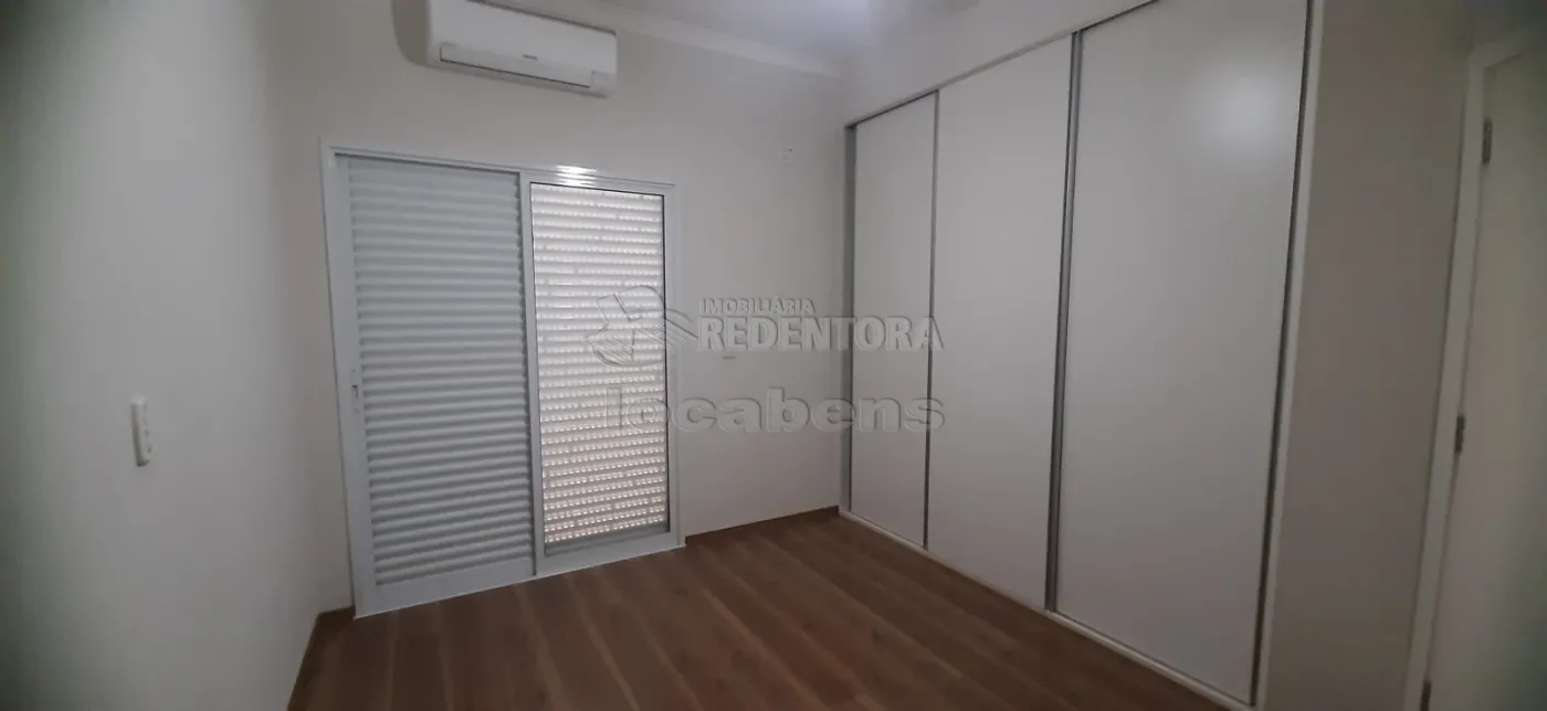 Comprar Casa / Padrão em São José do Rio Preto R$ 700.000,00 - Foto 5