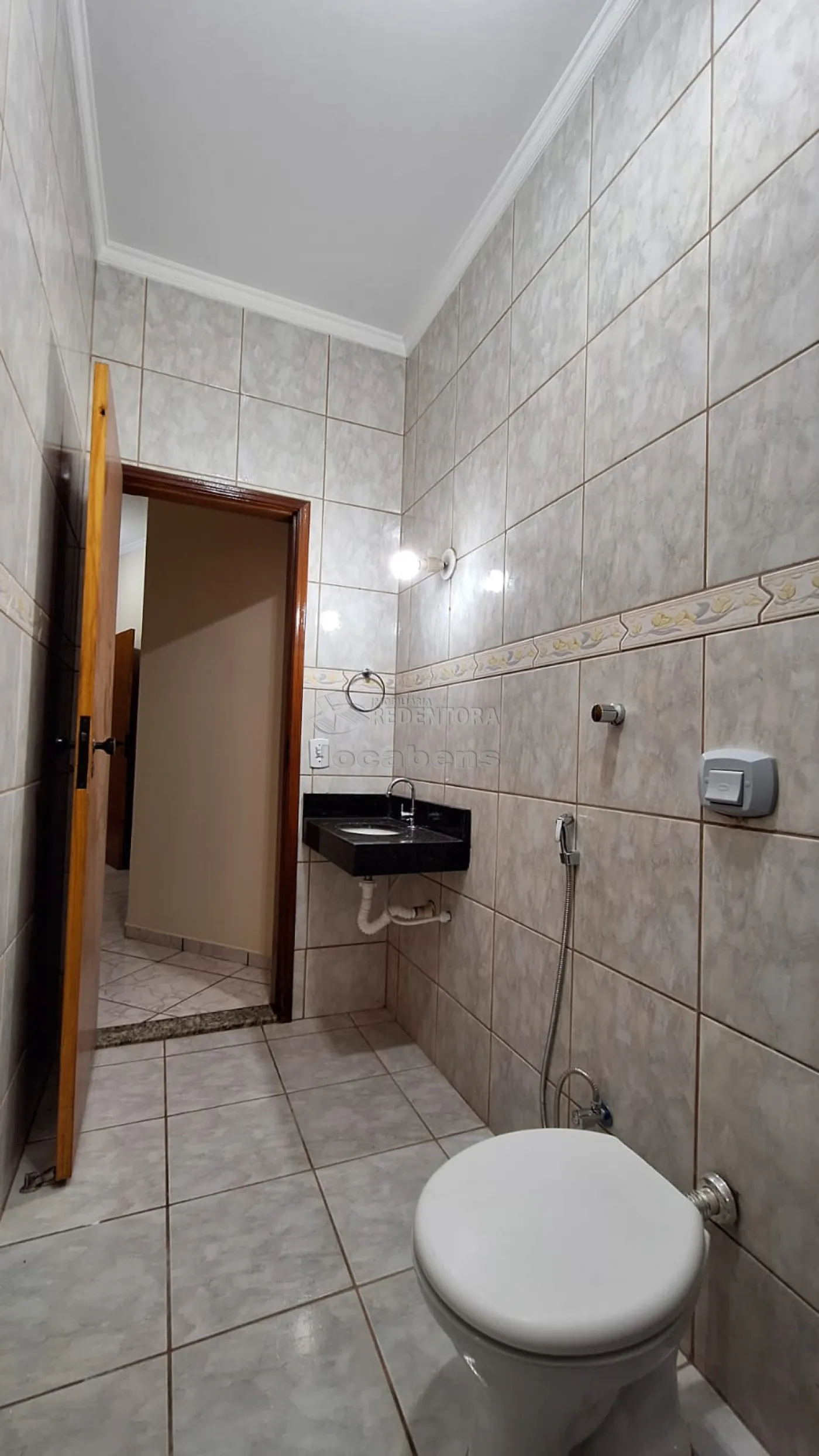 Alugar Casa / Padrão em São José do Rio Preto R$ 2.000,00 - Foto 5