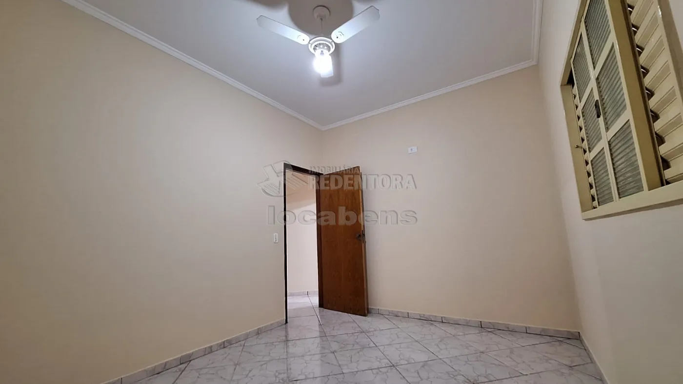 Alugar Casa / Padrão em São José do Rio Preto R$ 2.000,00 - Foto 7