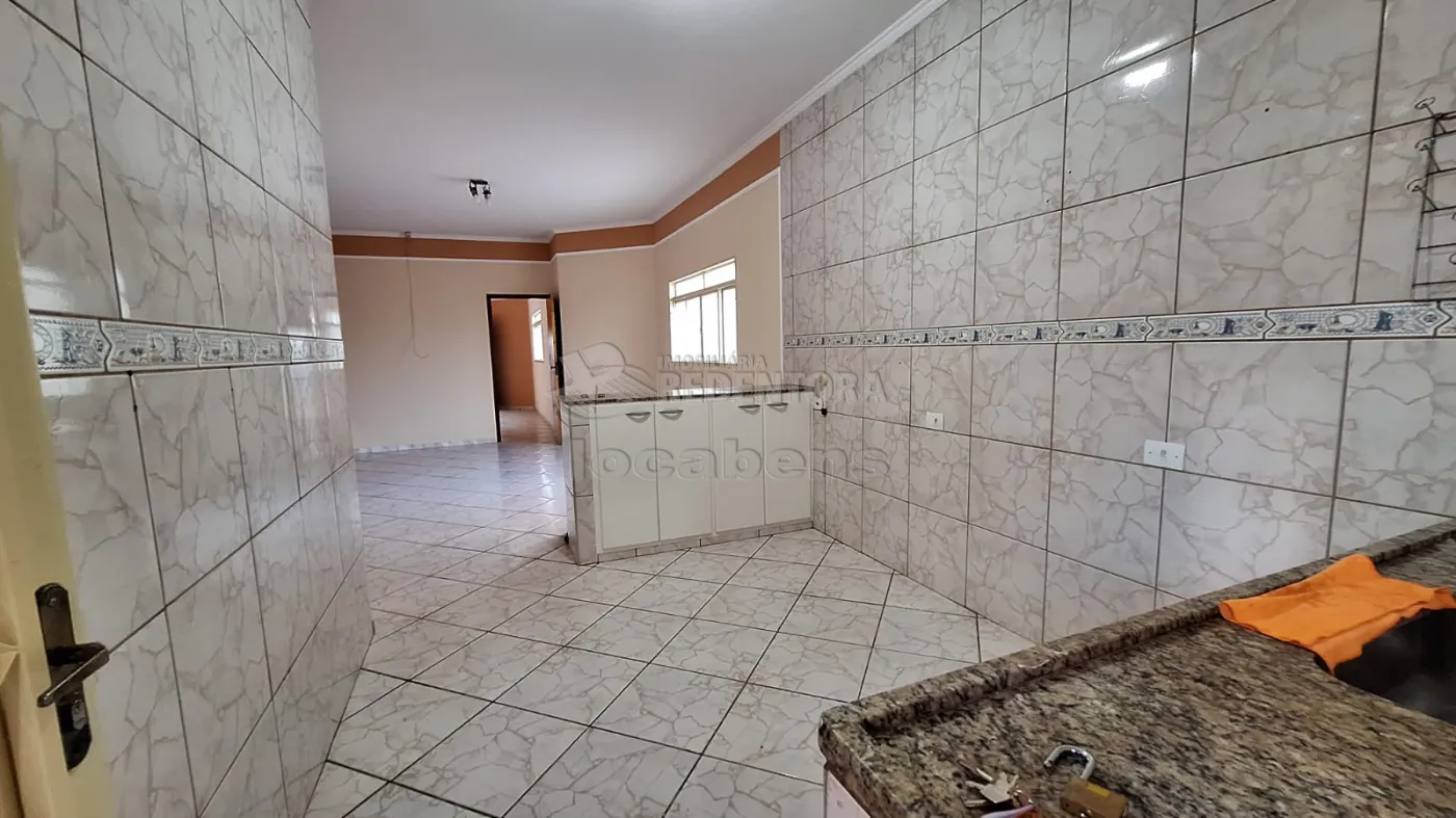 Alugar Casa / Padrão em São José do Rio Preto R$ 2.000,00 - Foto 19