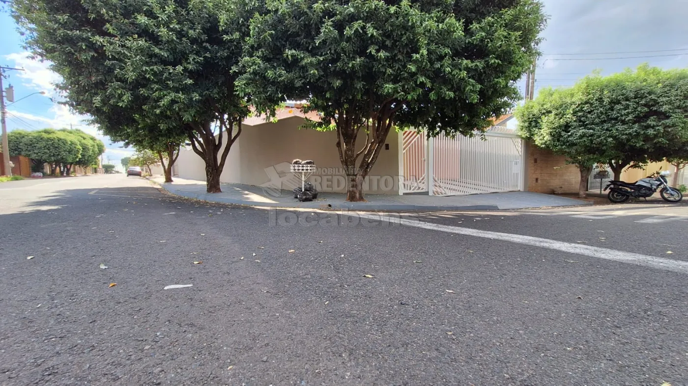 Alugar Casa / Padrão em São José do Rio Preto R$ 2.000,00 - Foto 36