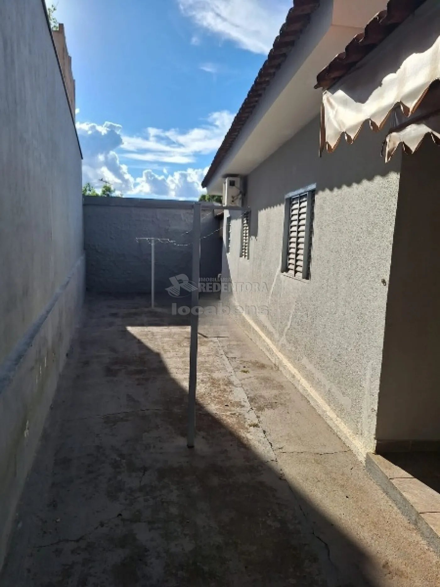 Alugar Casa / Padrão em São José do Rio Preto R$ 1.700,00 - Foto 4