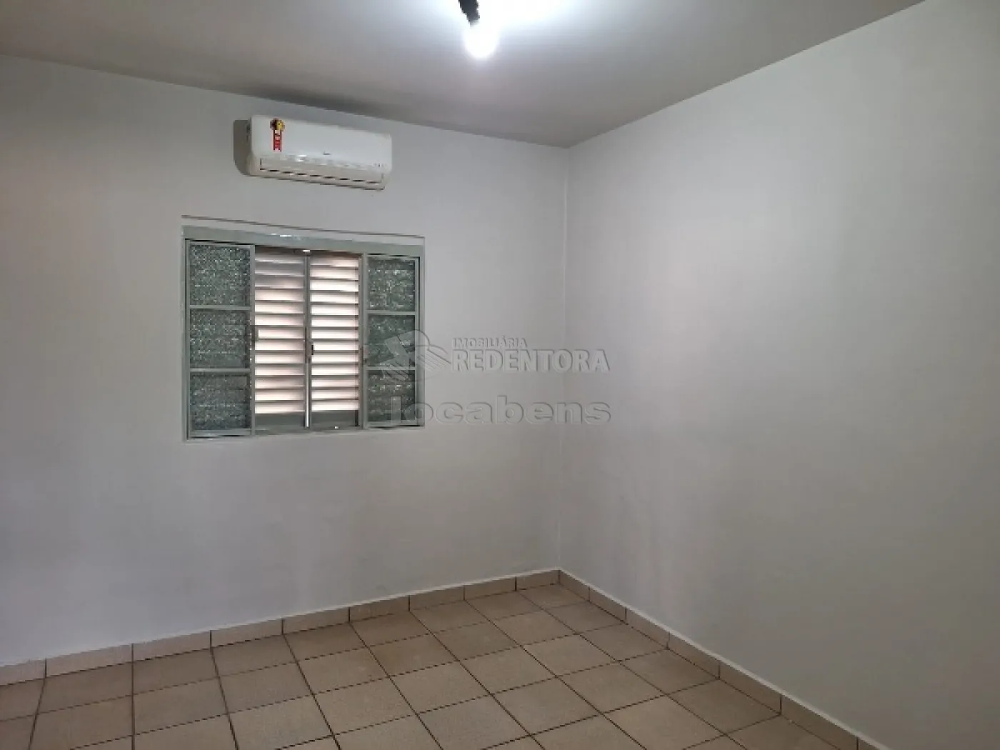 Alugar Casa / Padrão em São José do Rio Preto R$ 1.700,00 - Foto 12