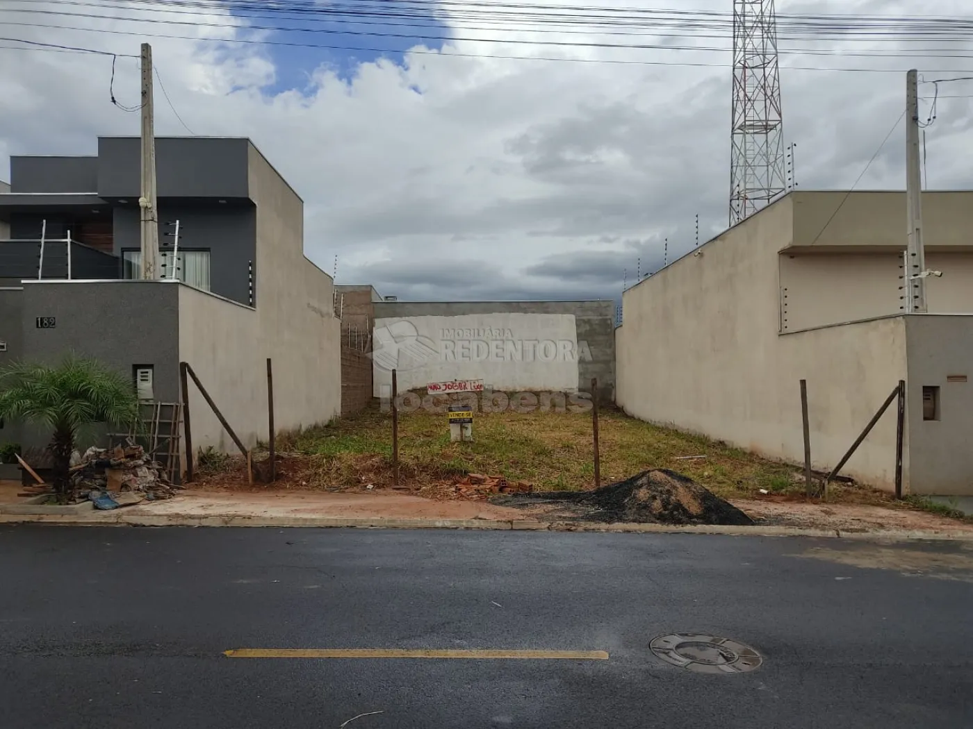 Comprar Terreno / Padrão em São José do Rio Preto R$ 130.000,00 - Foto 2