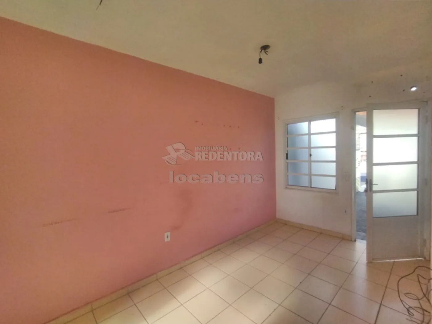 Alugar Casa / Padrão em São José do Rio Preto R$ 2.000,00 - Foto 4