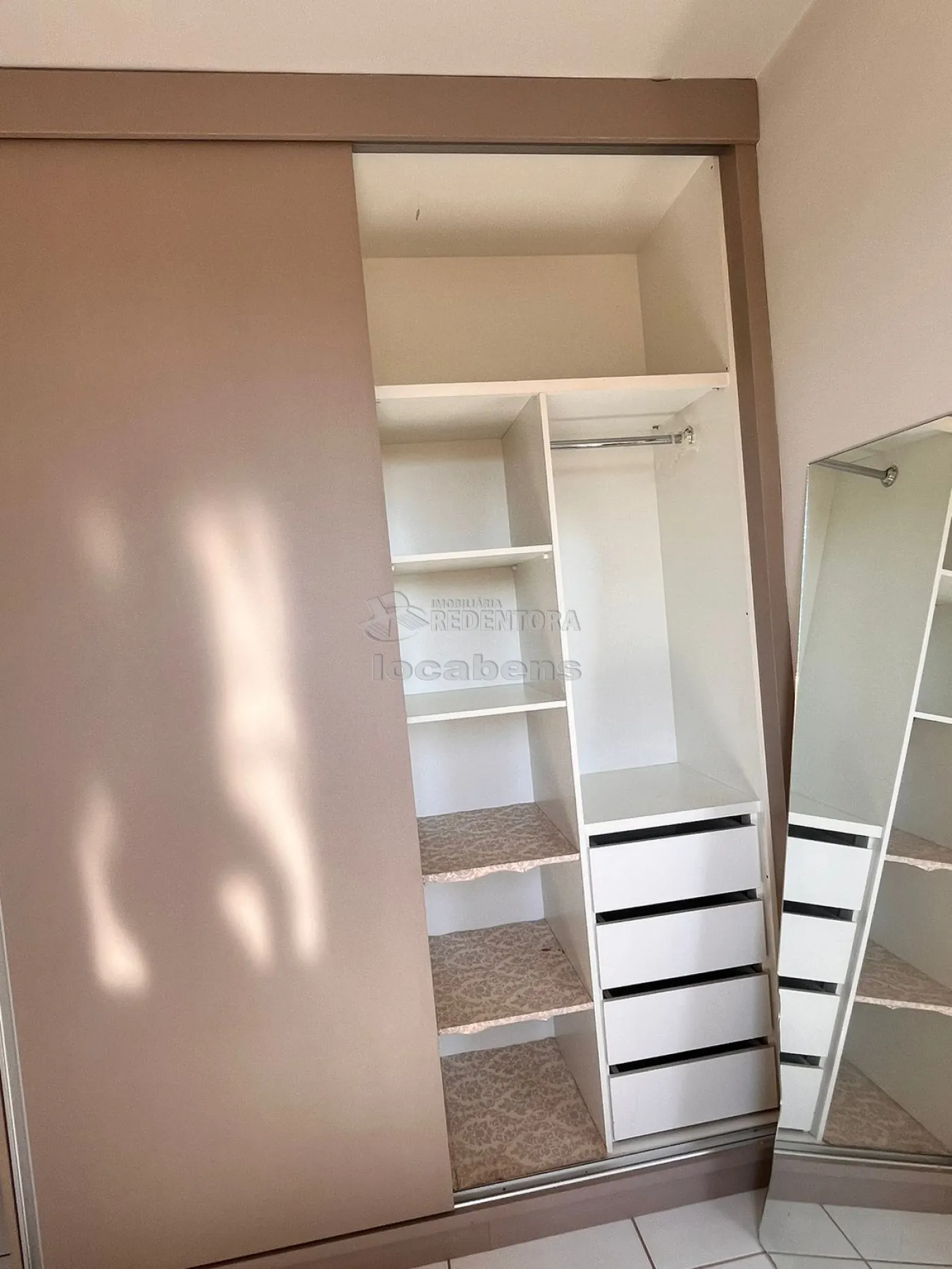 Alugar Apartamento / Padrão em São José do Rio Preto R$ 1.000,00 - Foto 10