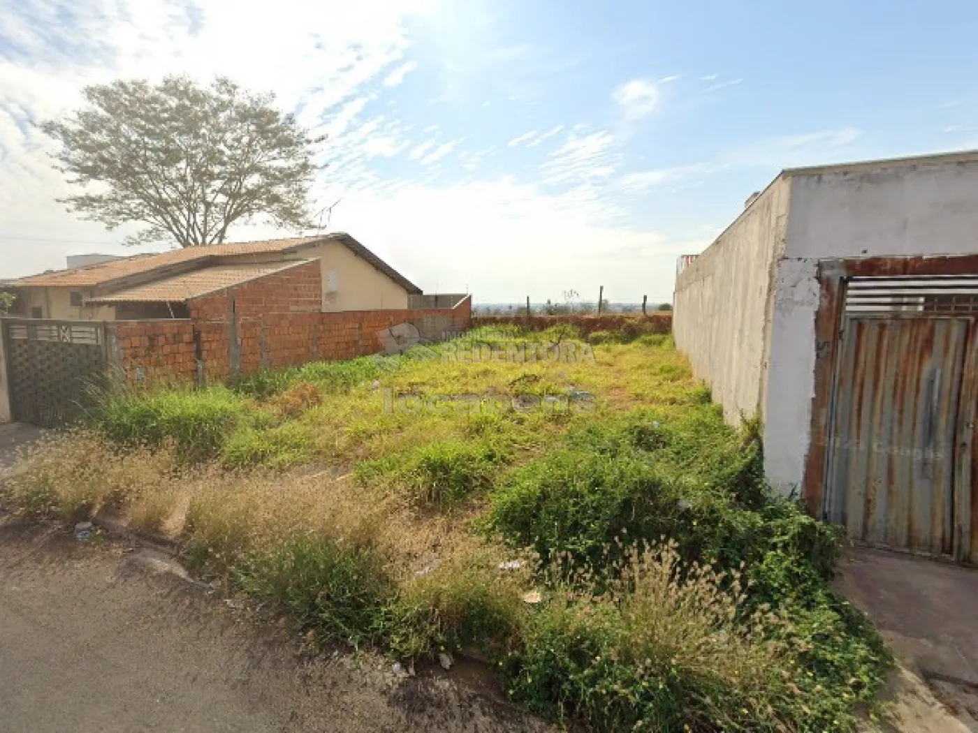 Comprar Terreno / Padrão em São José do Rio Preto R$ 85.000,00 - Foto 1