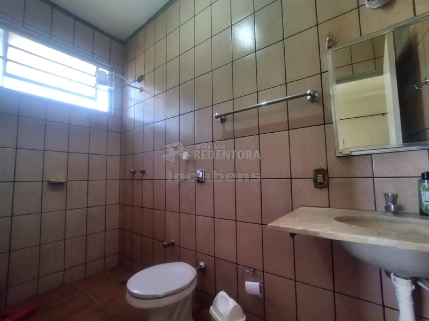Alugar Casa / Padrão em São José do Rio Preto R$ 1.850,00 - Foto 15