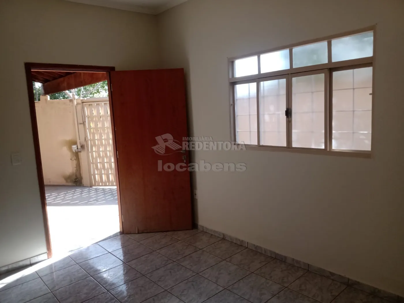 Alugar Casa / Padrão em São José do Rio Preto apenas R$ 1.200,00 - Foto 3