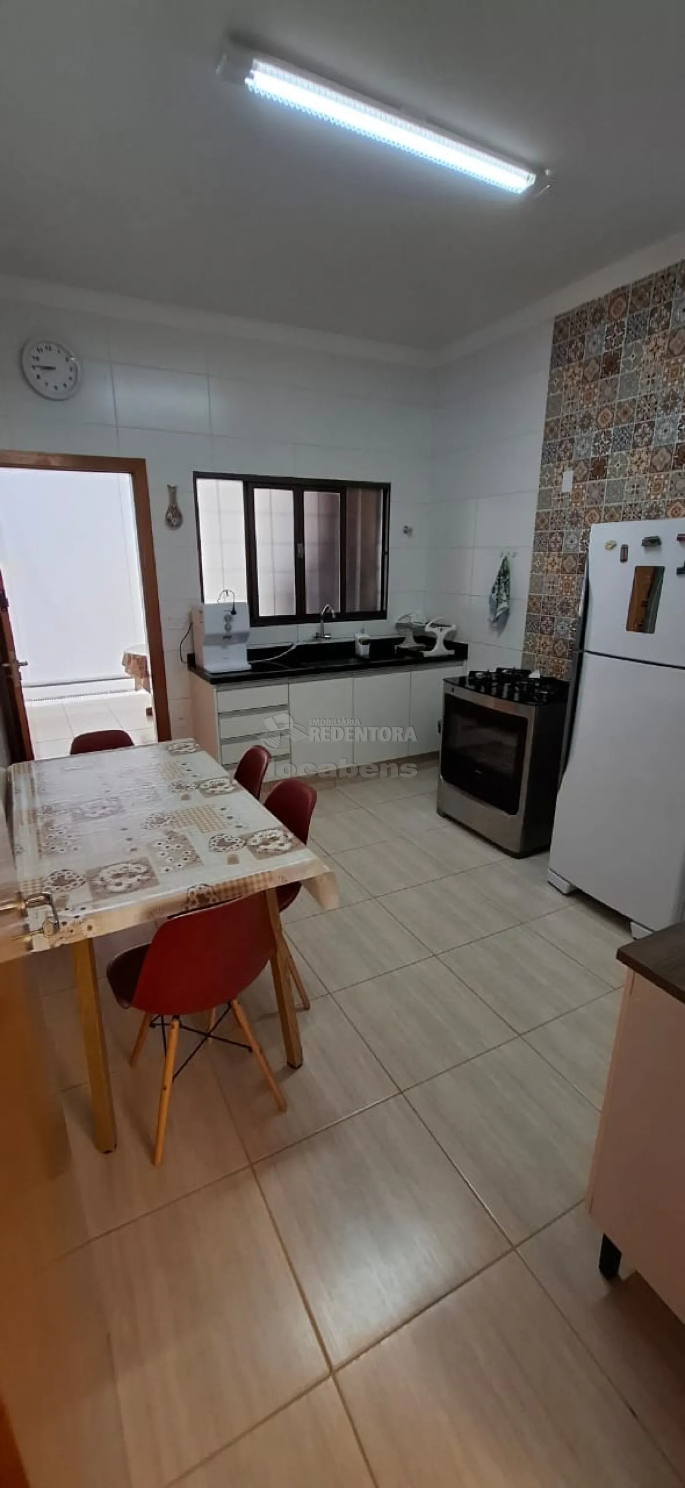 Comprar Casa / Padrão em São José do Rio Preto R$ 470.000,00 - Foto 4