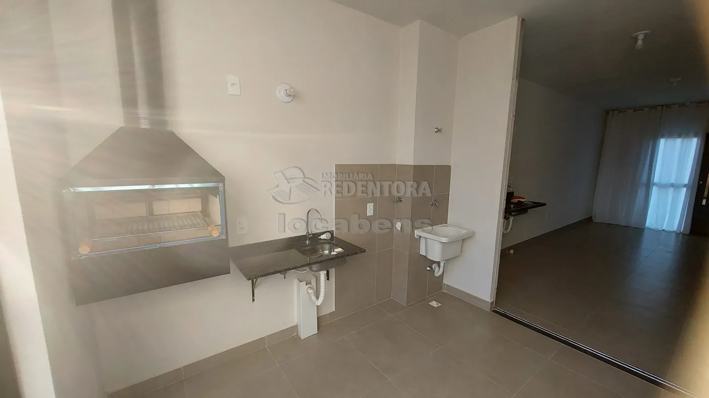 Alugar Casa / Condomínio em São José do Rio Preto R$ 2.500,00 - Foto 4