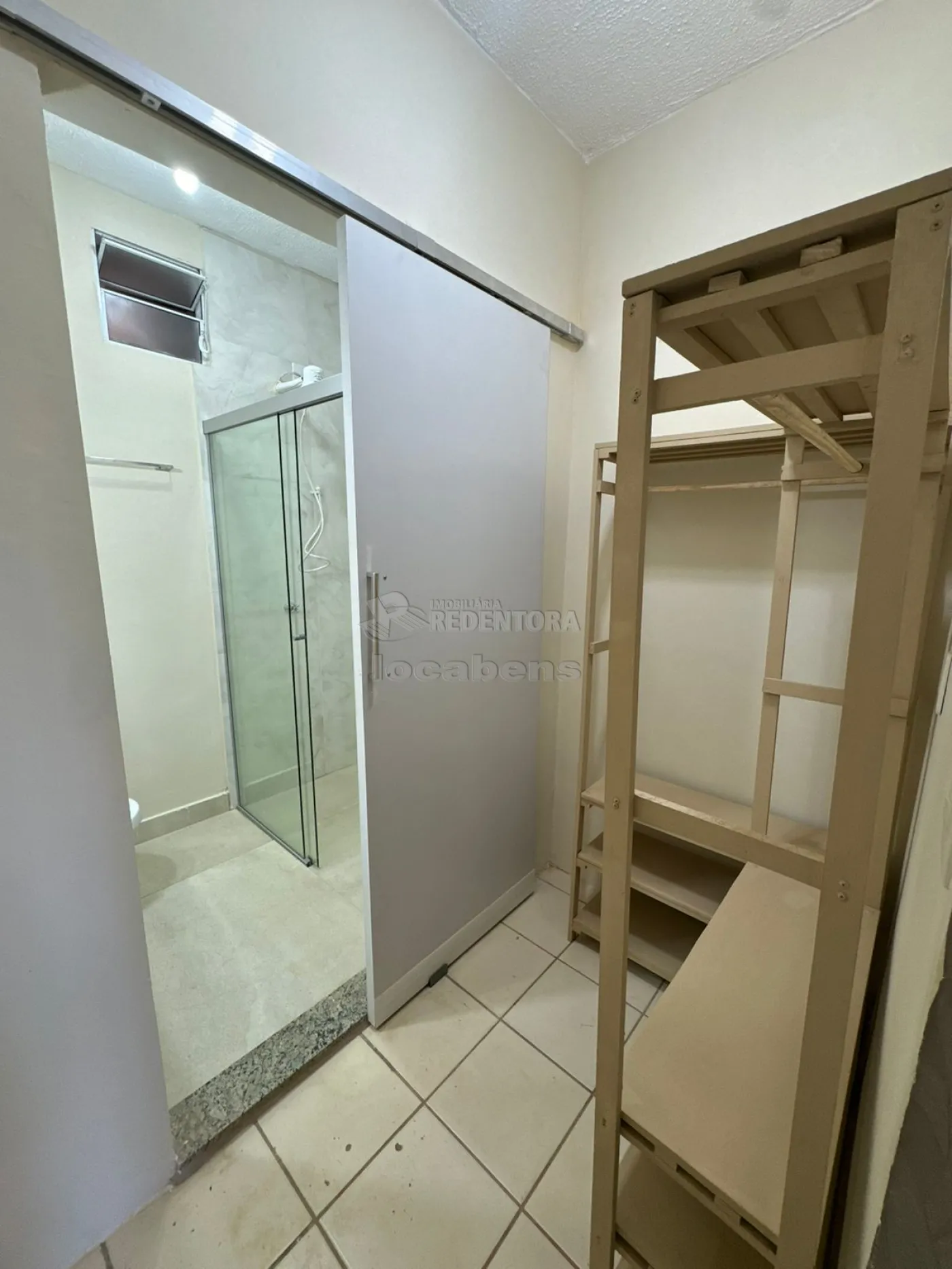 Alugar Casa / Condomínio em São José do Rio Preto R$ 1.800,00 - Foto 6