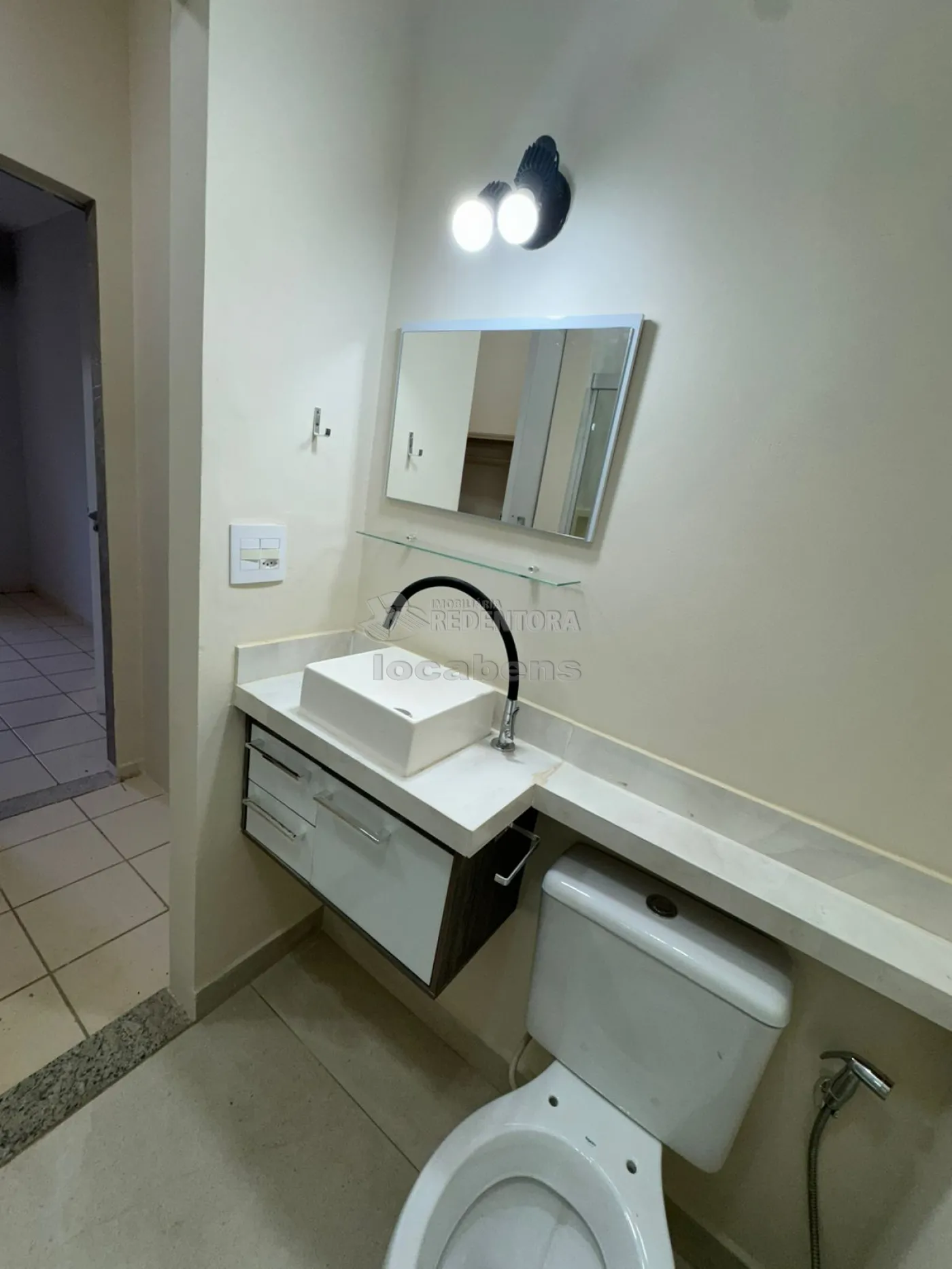 Alugar Casa / Condomínio em São José do Rio Preto R$ 1.800,00 - Foto 9