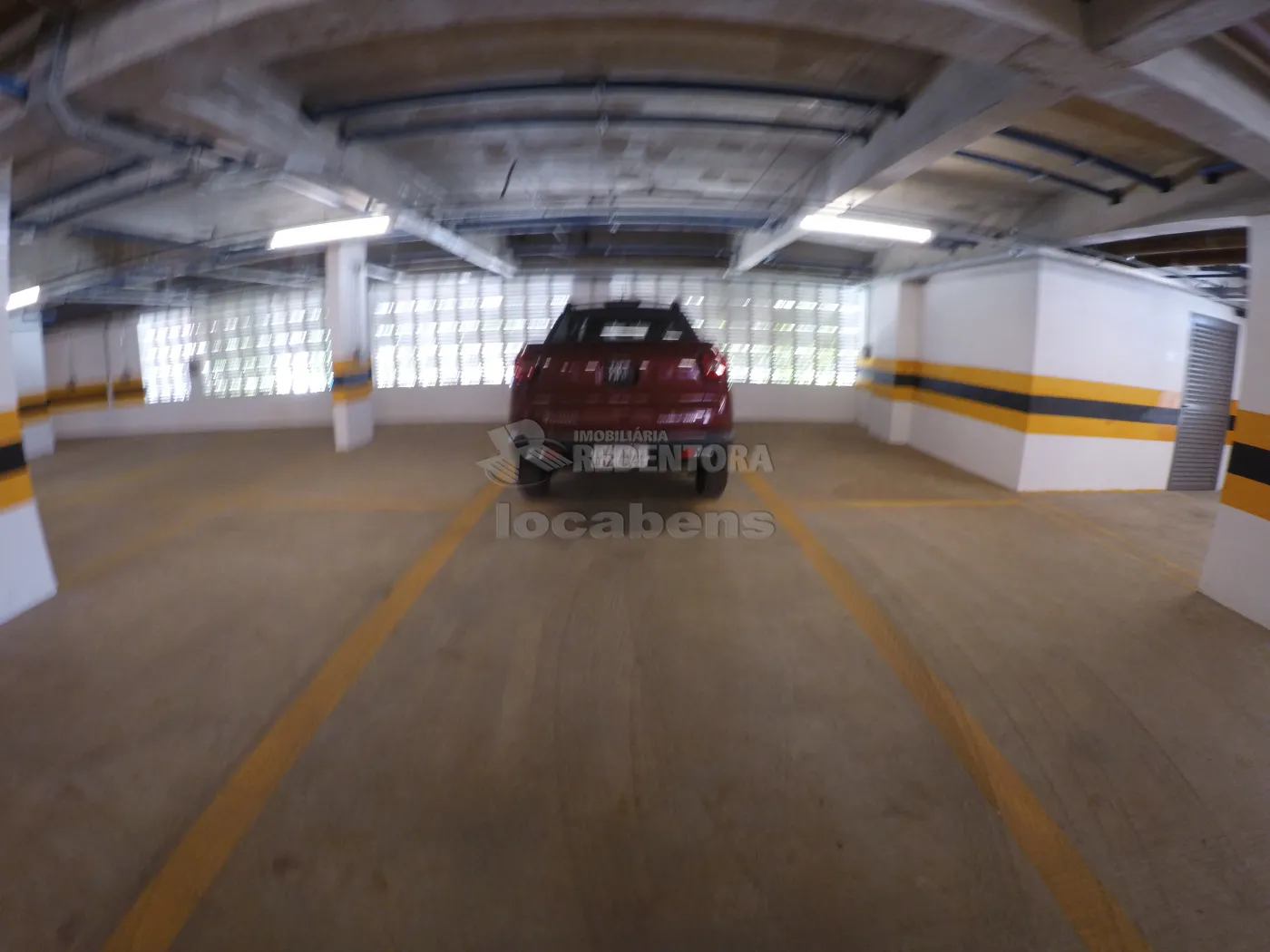 Apartamento à venda com 3 quartos, 197m² - Foto 29