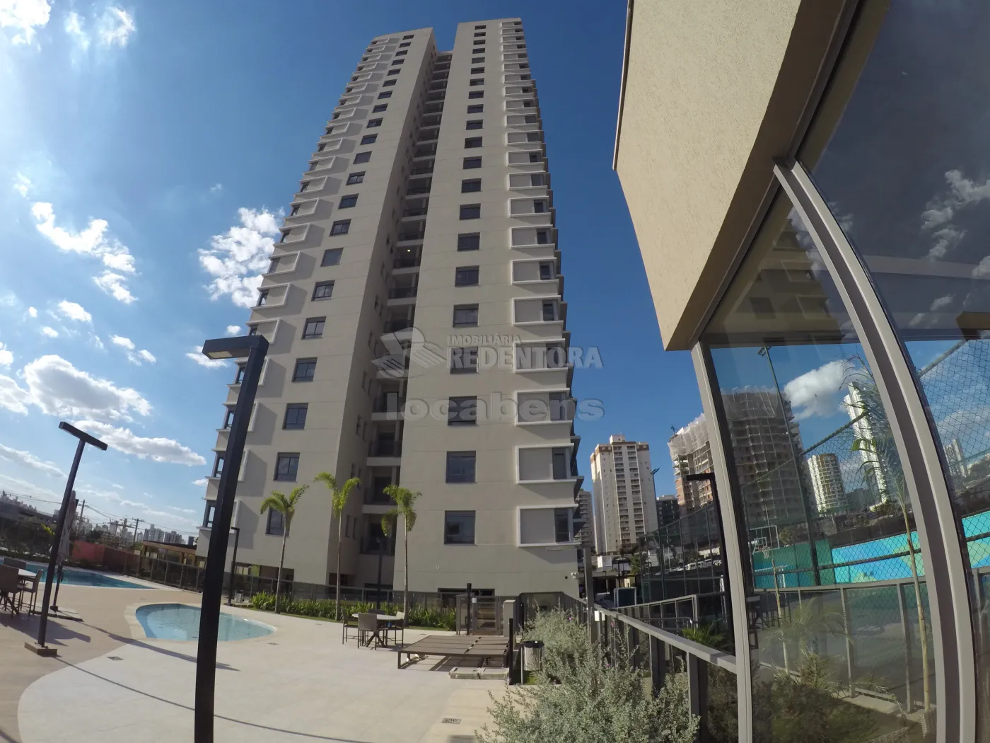 Apartamento à venda com 3 quartos, 197m² - Foto 1