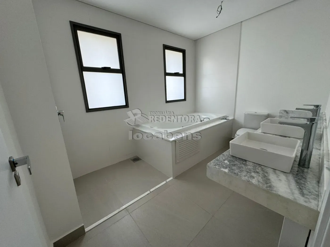 Apartamento à venda com 3 quartos, 197m² - Foto 26