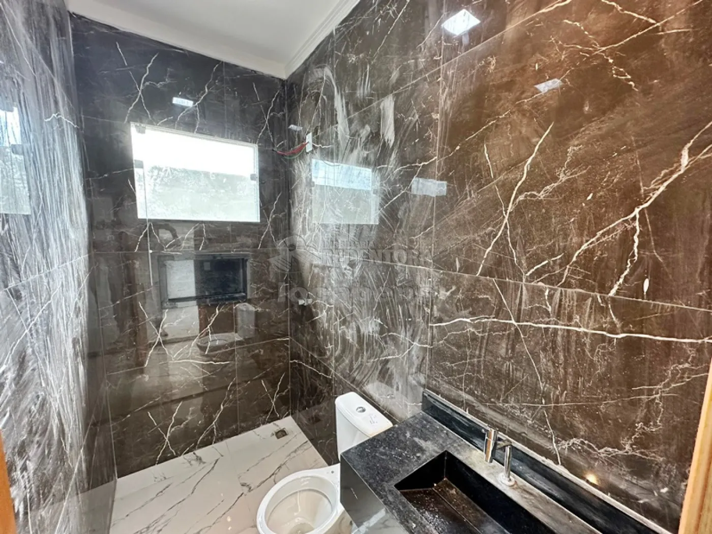 Casa à venda com 3 quartos, 80m² - Foto 9