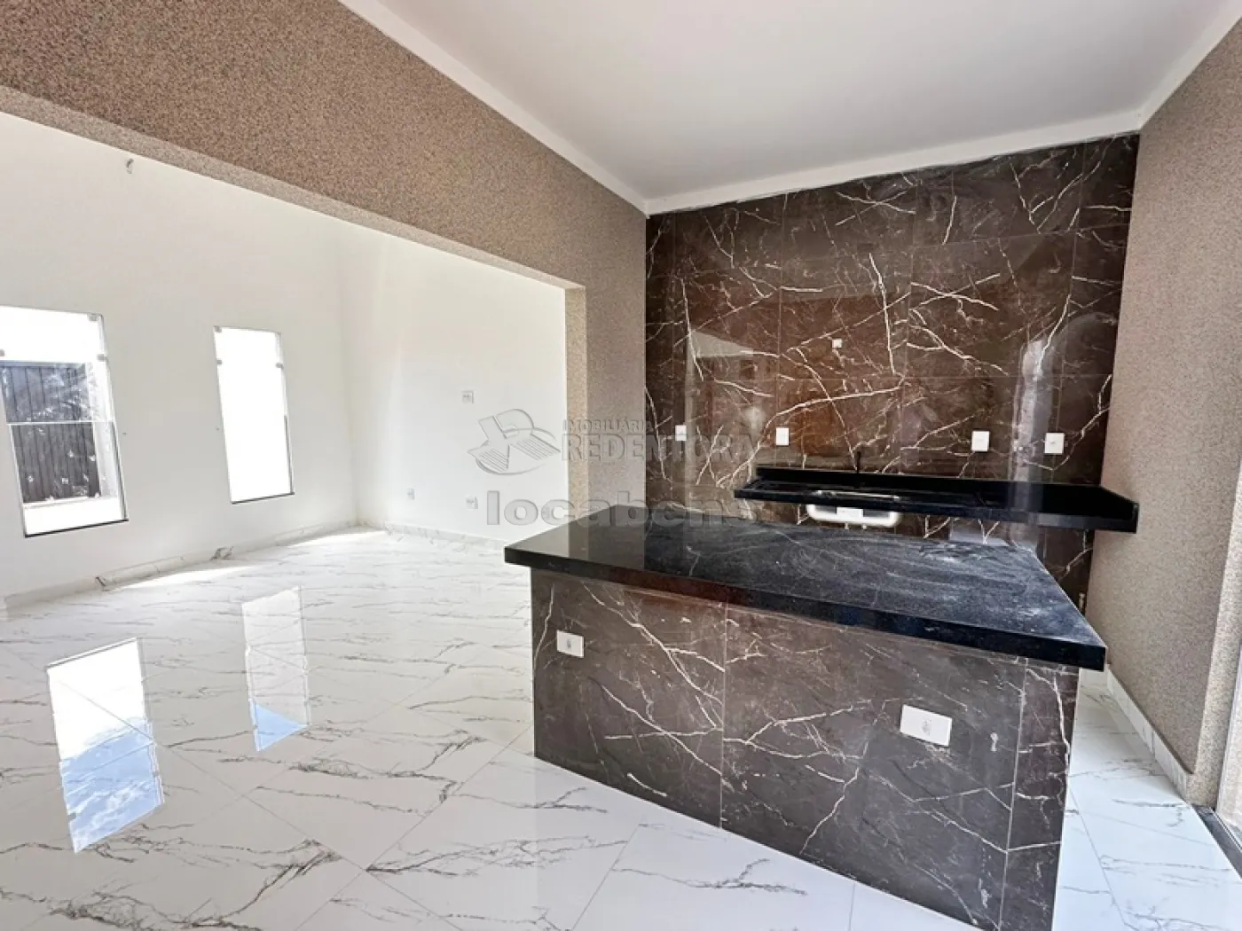 Casa à venda com 3 quartos, 80m² - Foto 3