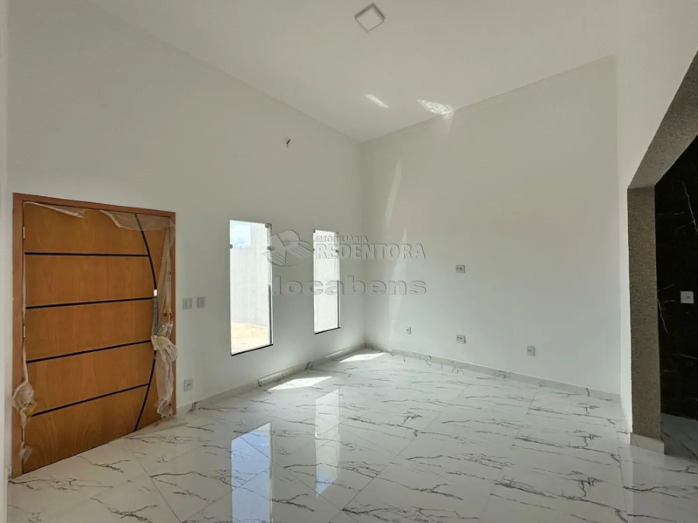 Casa à venda com 3 quartos, 80m² - Foto 2