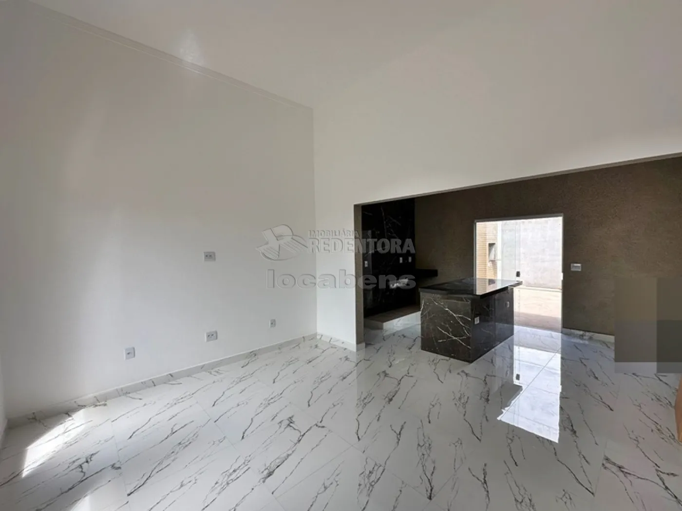 Casa à venda com 3 quartos, 80m² - Foto 4