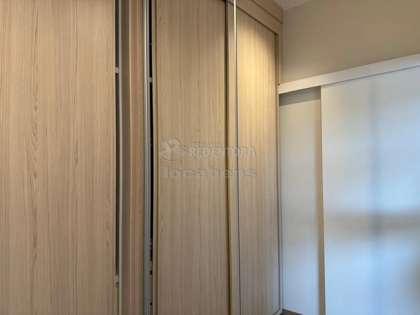 Casa de Condomínio à venda com 3 quartos, 244m² - Foto 3