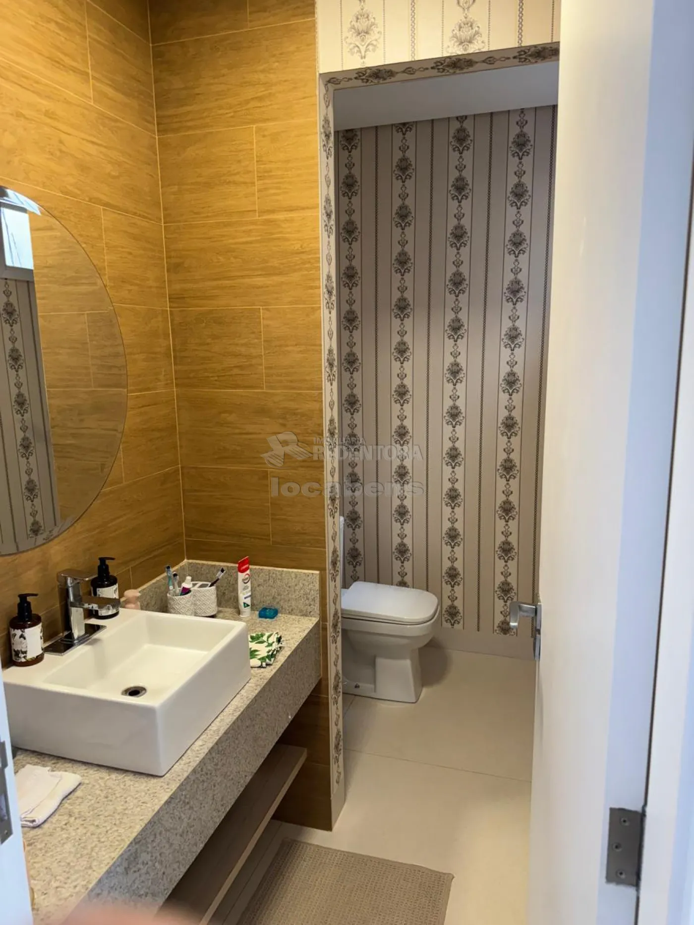 Casa de Condomínio à venda com 3 quartos, 244m² - Foto 4