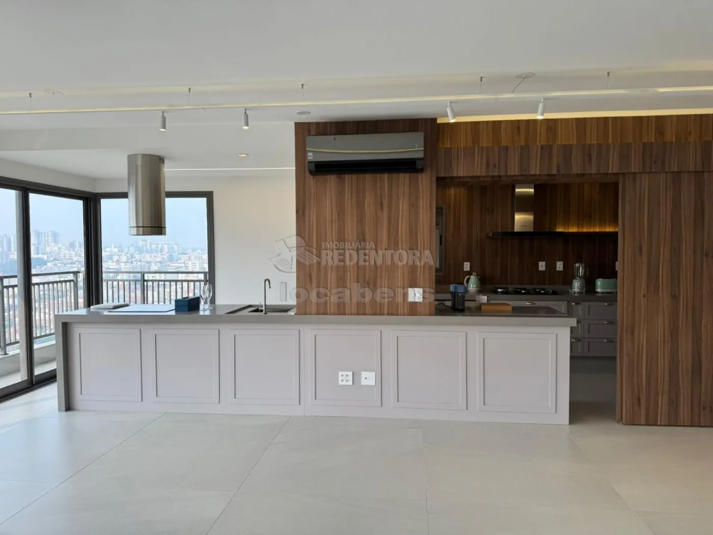 Apartamento à venda com 3 quartos, 230m² - Foto 6