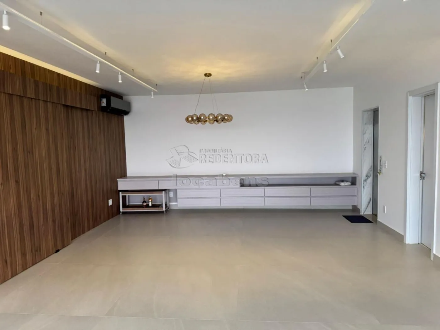 Apartamento à venda com 3 quartos, 230m² - Foto 9