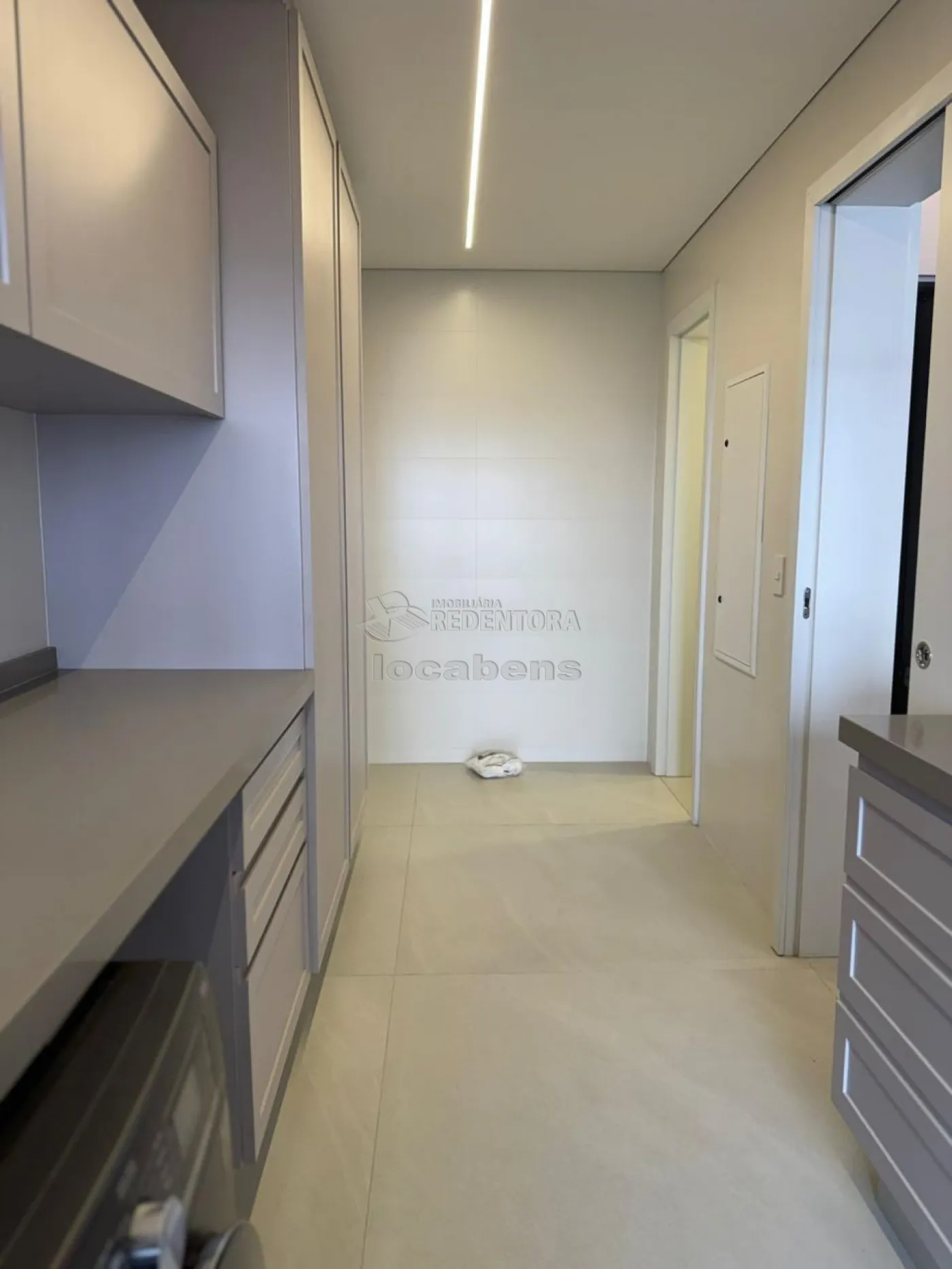 Apartamento à venda com 3 quartos, 230m² - Foto 18