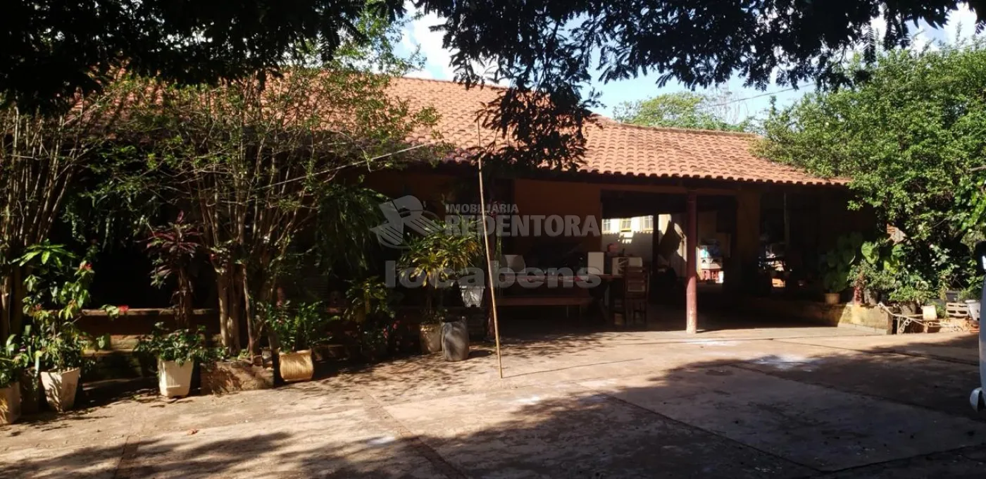 Chácara à venda com 6 quartos, 3329m² - Foto 1