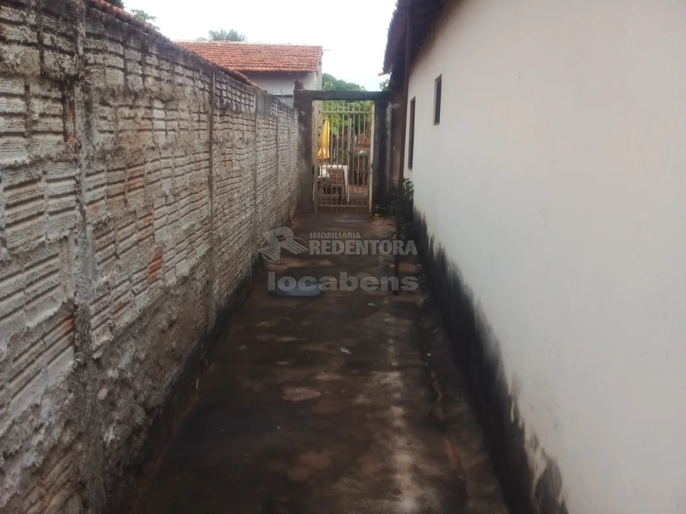 Chácara à venda com 3 quartos, 100m² - Foto 8