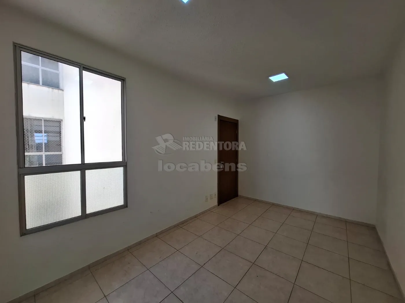 Apartamento para alugar com 2 quartos, 44m² - Foto 2