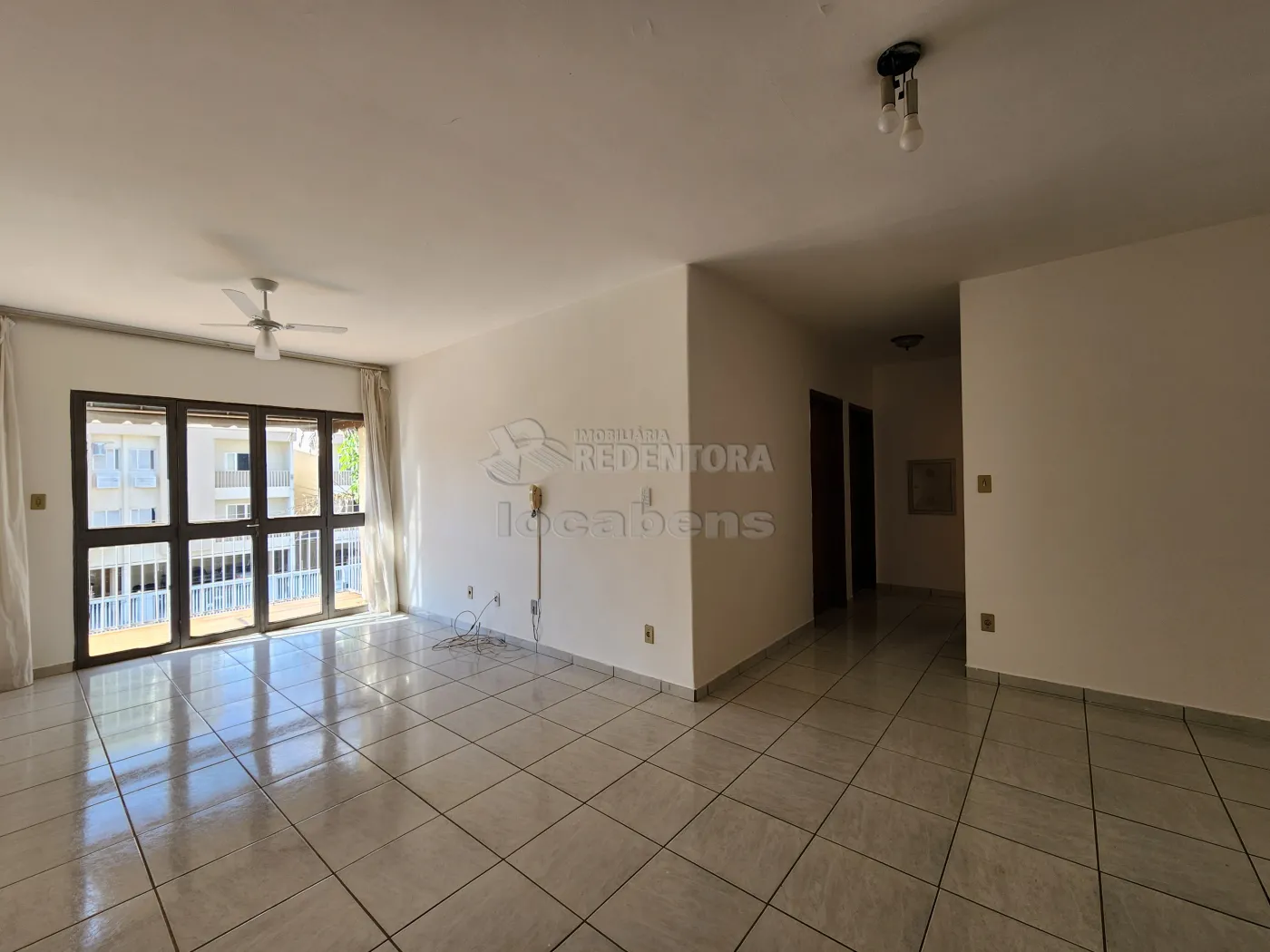 Alugar Apartamento / Padrão em São José do Rio Preto R$ 1.700,00 - Foto 1