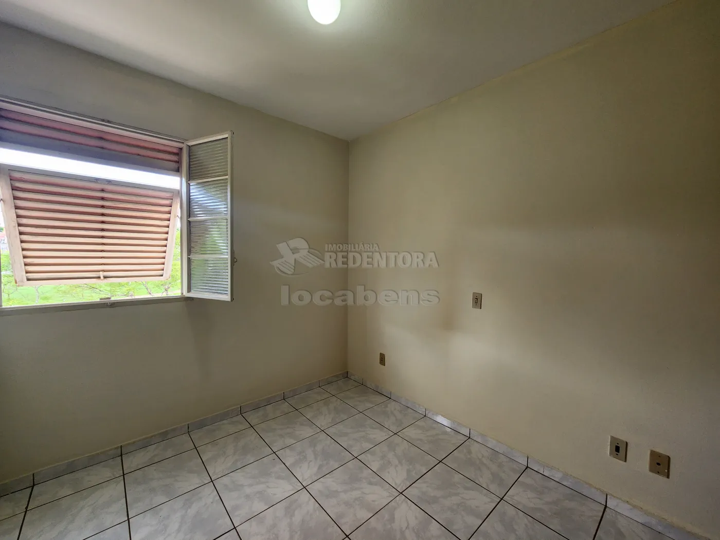 Alugar Apartamento / Padrão em São José do Rio Preto R$ 800,00 - Foto 8