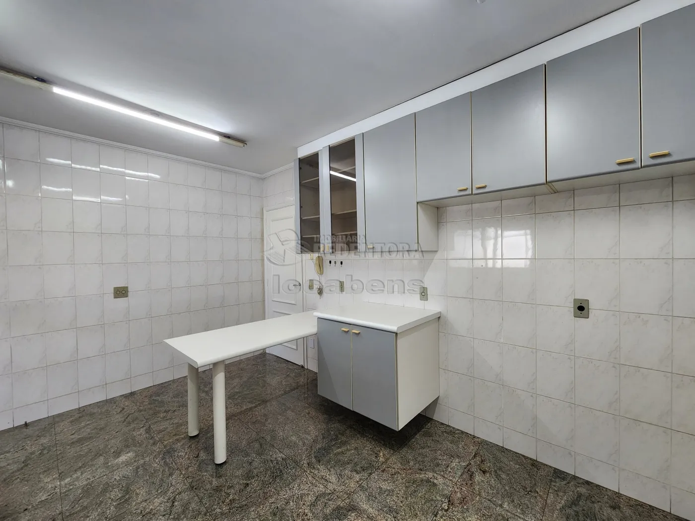 Alugar Apartamento / Padrão em São José do Rio Preto R$ 1.700,00 - Foto 7