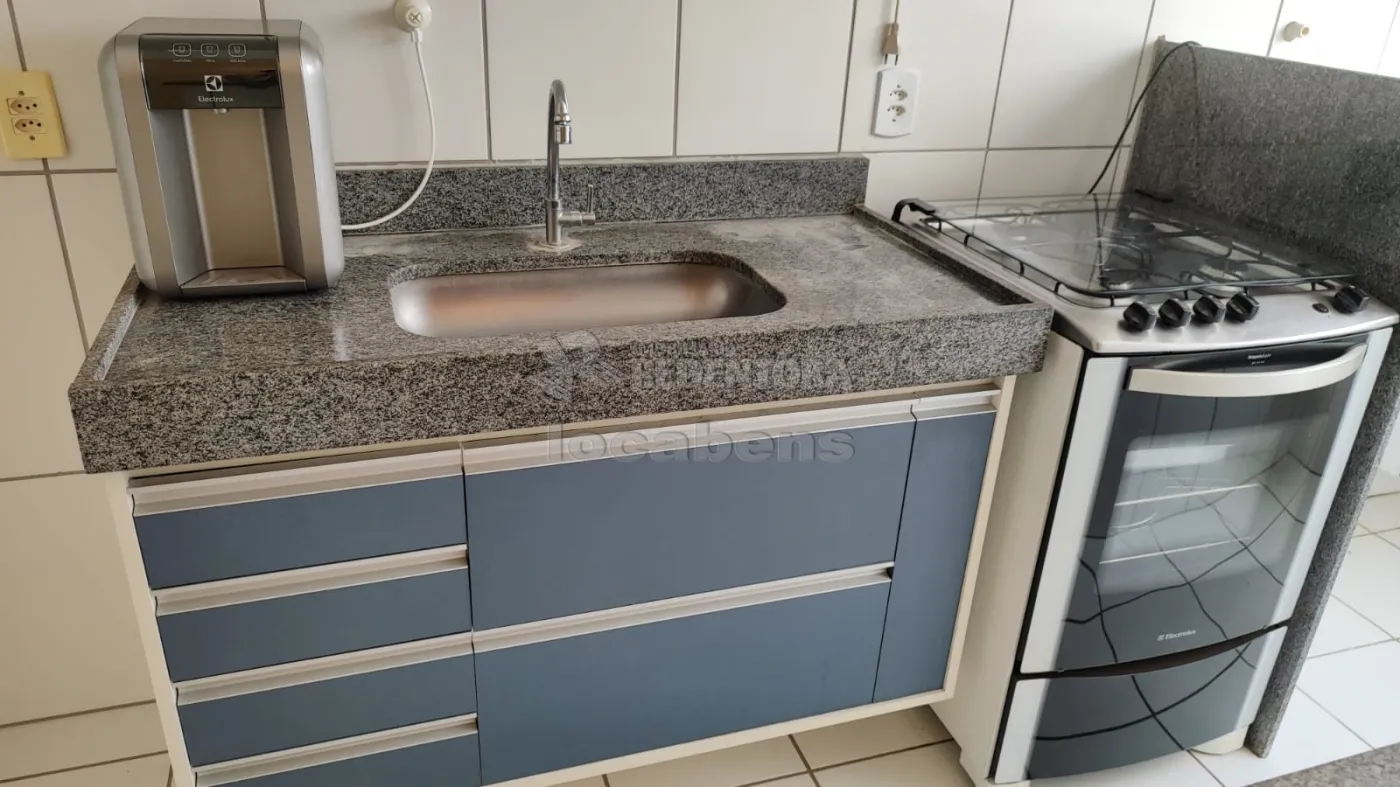 Alugar Apartamento / Padrão em São José do Rio Preto R$ 850,00 - Foto 24